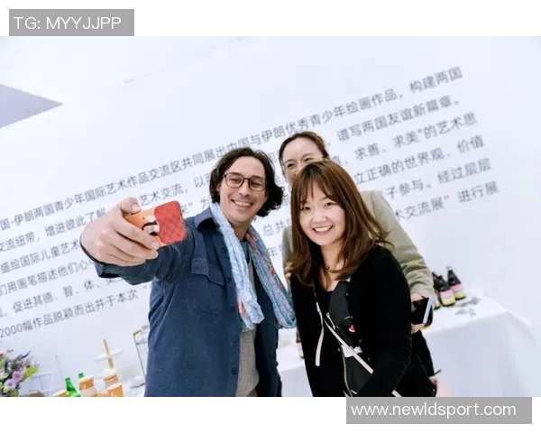 维尼修斯女友筹备万圣节派对曾引发分手危机的故事