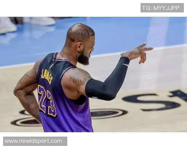 湖人自媒体惊叹41岁勒布朗重返赛场仍肩负防守重任